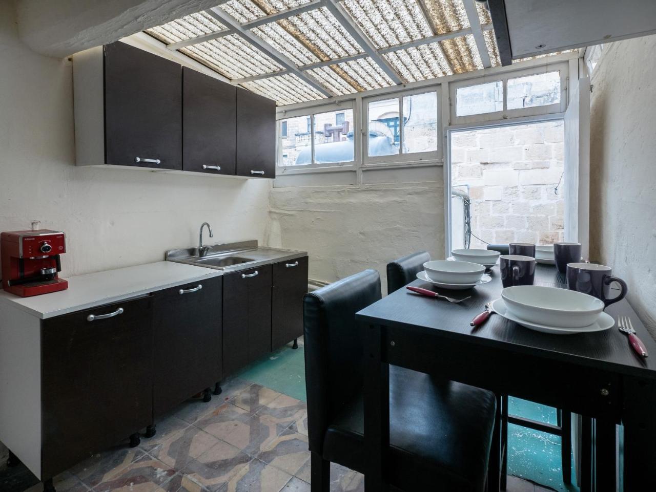 Valletta Kampnar City Living Экстерьер фото